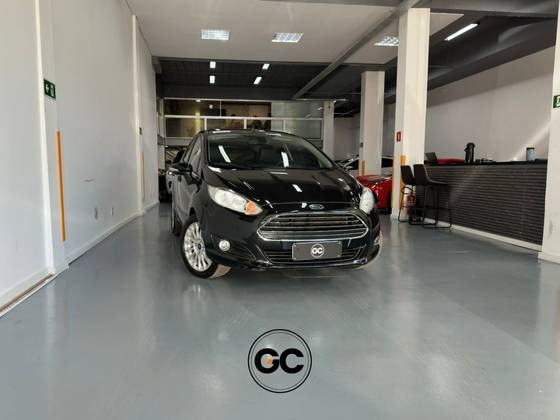 FORD FIESTA 1.6 TITANIUM HATCH 16V FLEX 4P POWERSHIFT